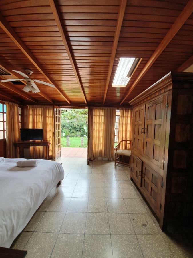 Turrialba Bed & Breakfast Eksteriør bilde
